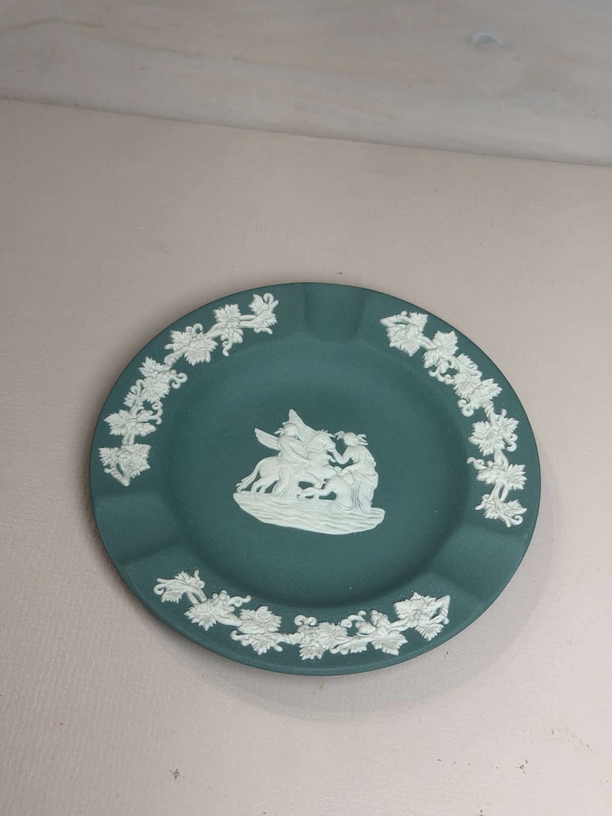 Wedgwood Deep Green Jasperware Grapevine Round Dish