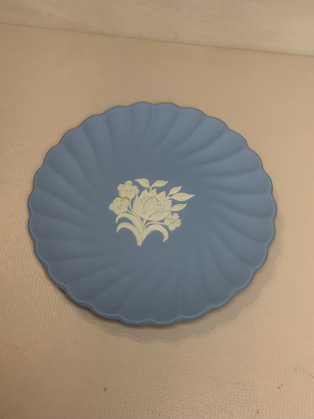 Wedgwood Blue & Cream Jasperware Floral Spray Scalloped Dish