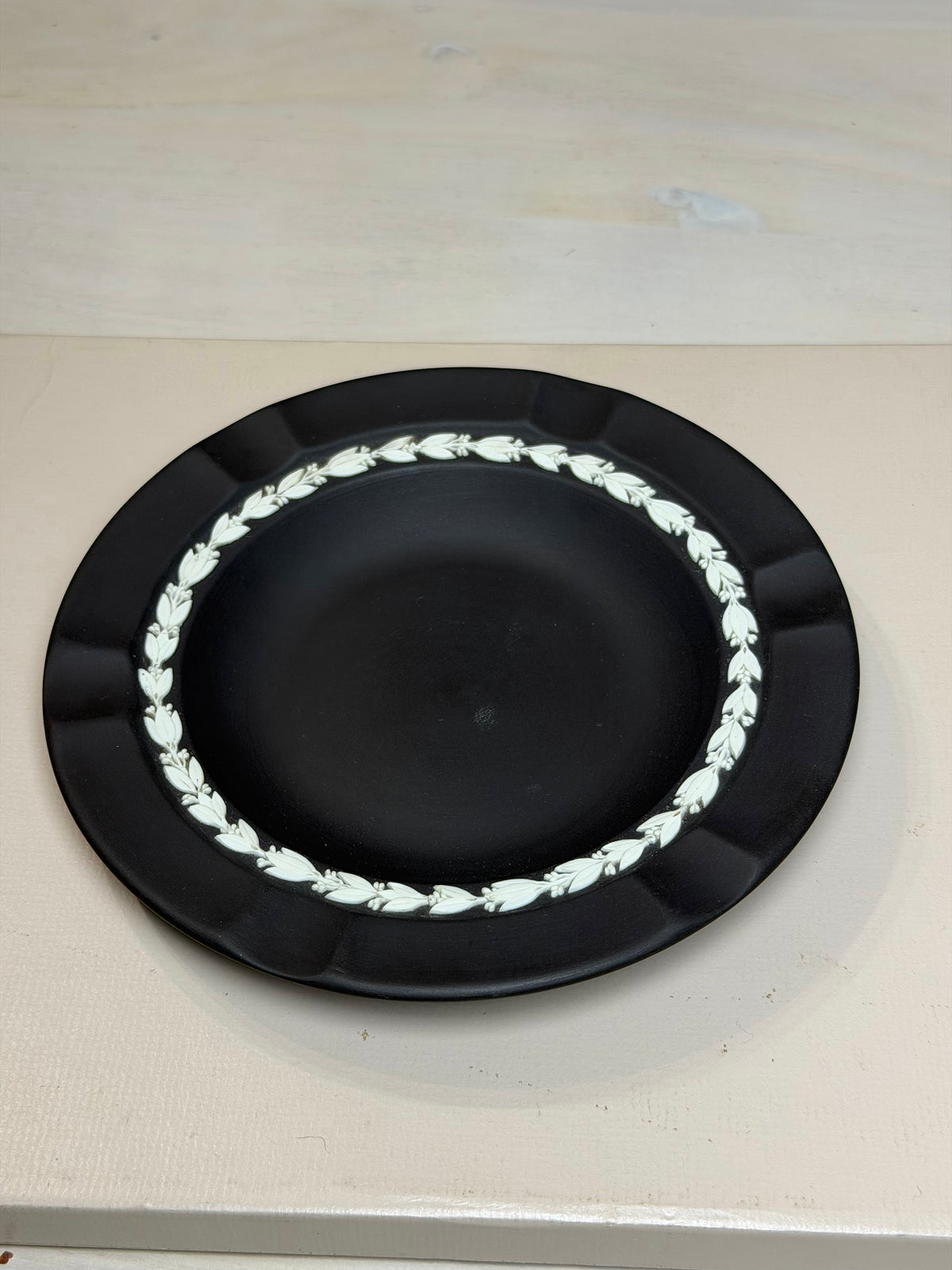 Wedgwood Black & White Jasperware Laurel Round Ashtray