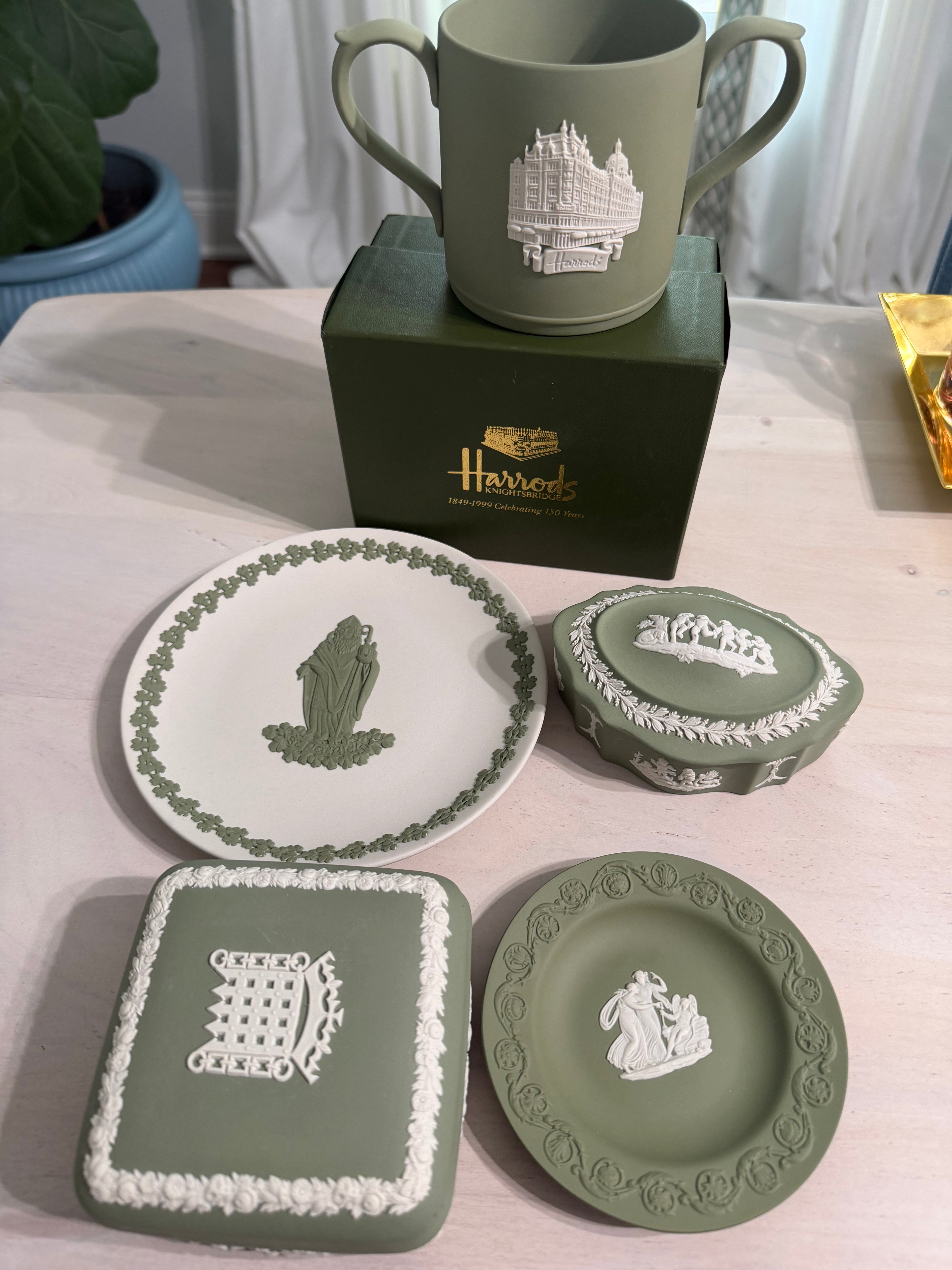 Wedgewood Green Set